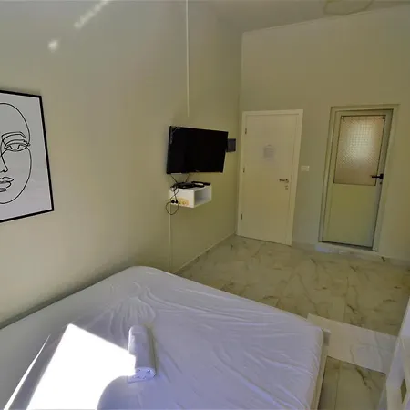 Jonian Guest house 3*