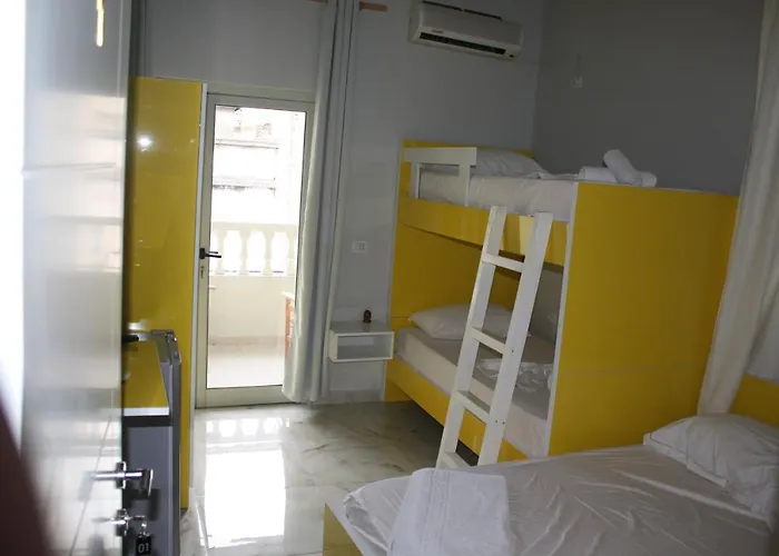 Jonian Гостевой дом Саранда