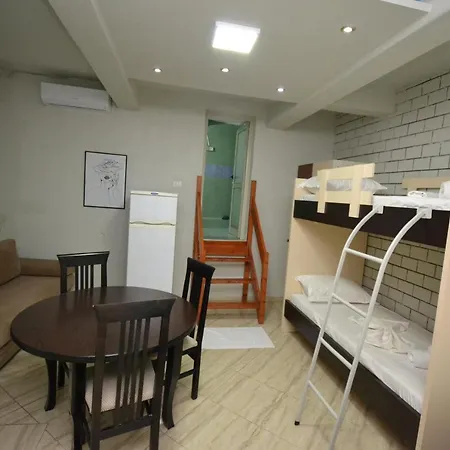 Πανσιόν Jonian 3*