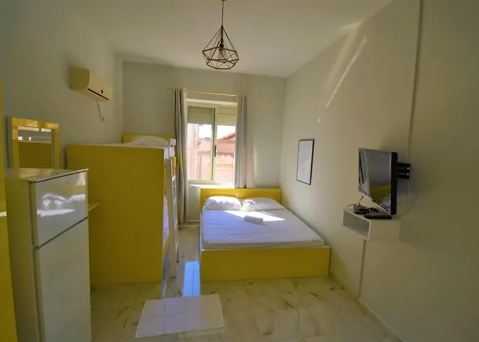 Jonian Guest house Sarande